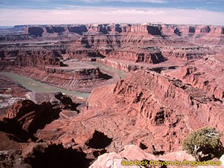 download Red Rock Canyons Screensaver