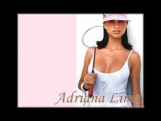 download 3D Deep Adriana Lima Screensaver